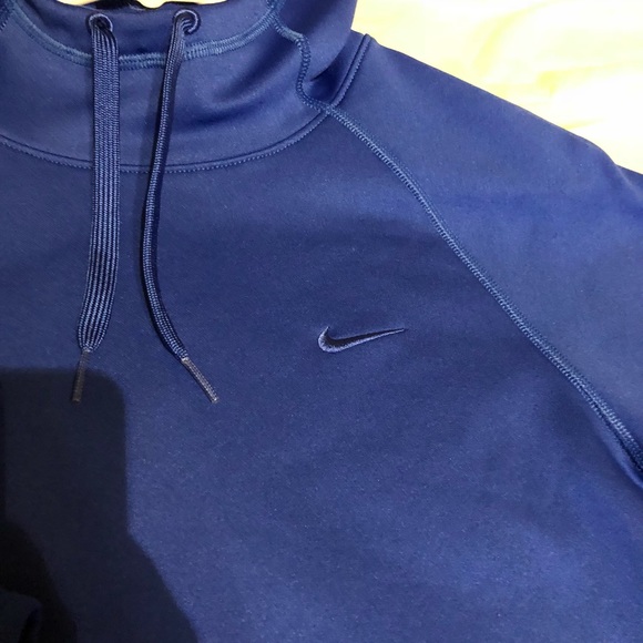 Nike Therma Fit Hoodie!! 💙 - Picture 2 of 3